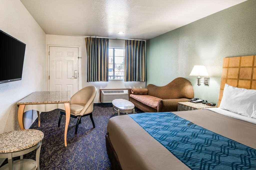 Econo Lodge Portland Airport Bilik gambar