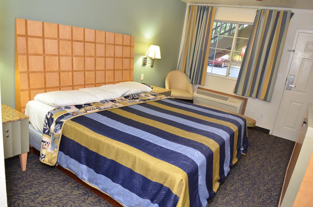 Econo Lodge Portland Airport Luaran gambar