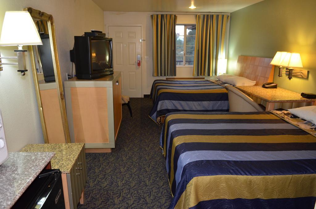 Econo Lodge Portland Airport Luaran gambar